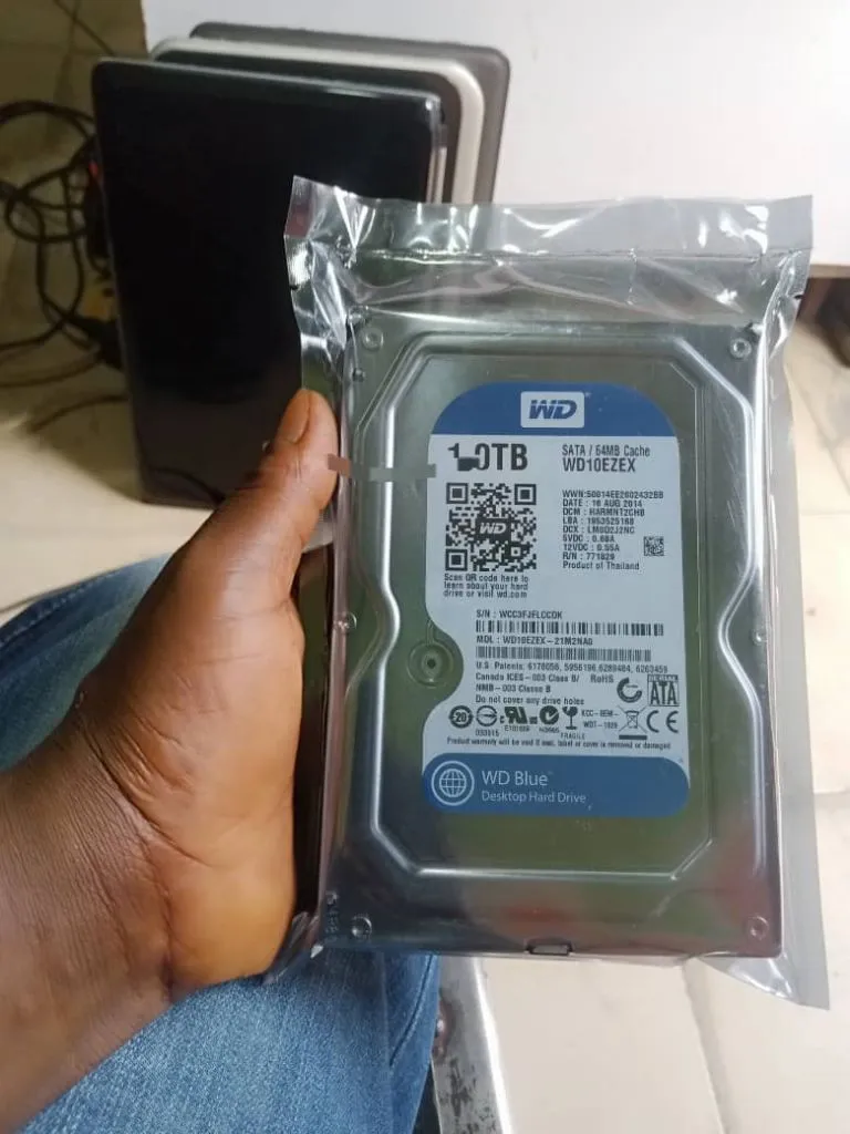 Western Digital WD Blue 1TB Desktop Hard Drive